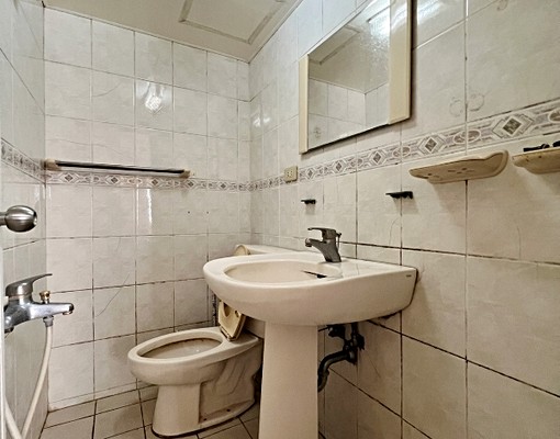 巨城商圈、高樓層景觀3房、可租補 - Image 14