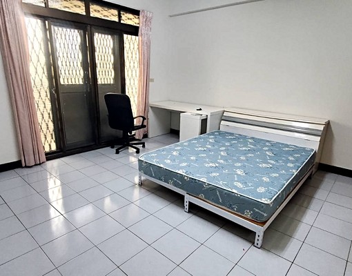 近南台科大六房透天適學生、上班族合租(出租2-5樓) - Image 2