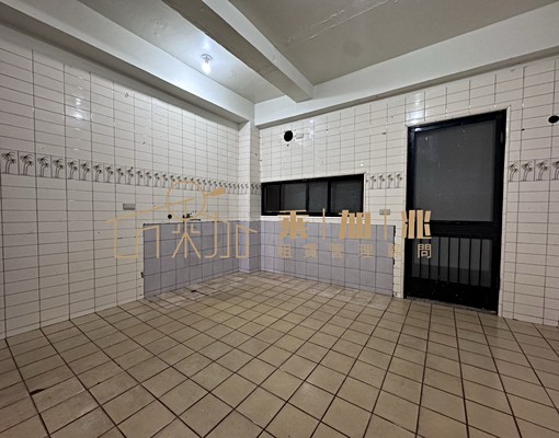 💥乘加兆信貴💥（含稅）永康交流道翻修店住合一金店面 - Image 3