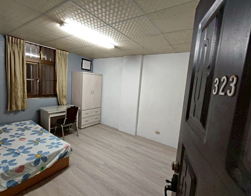 可租補走路到逢甲大學近水湳逢甲陽台套房 - Image 3