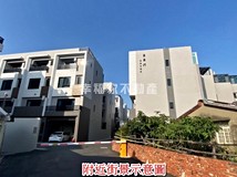 東勢寮善化全新間間套房雙車..