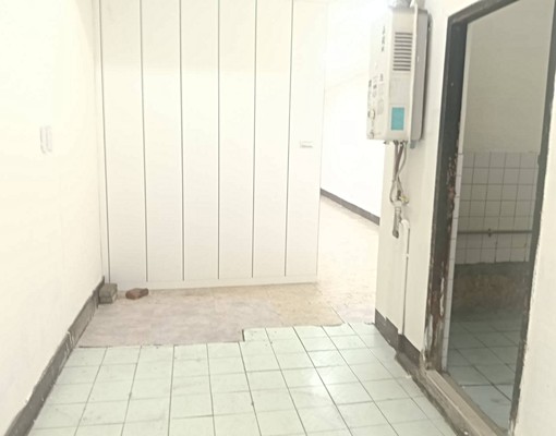 免仲費重新路三段X號3樓1房1廳近菜寮站租1萬5000 - Image 12