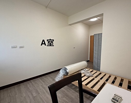 *捷運新店站*明亮雅房 - Image 3
