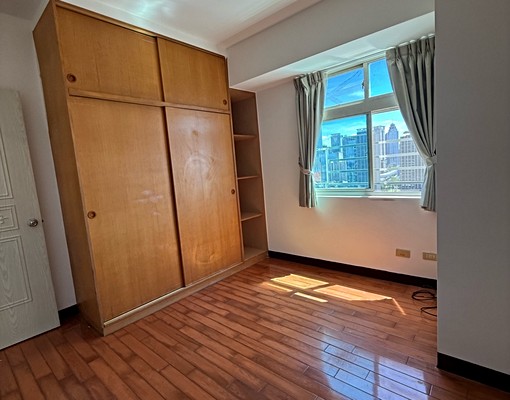 捷運新埔站公園旁稀有2房 - Image 4