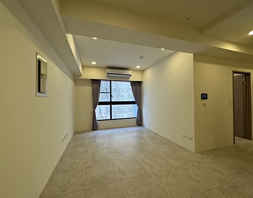 星都匯家具可補近68快速道路 - Image 1