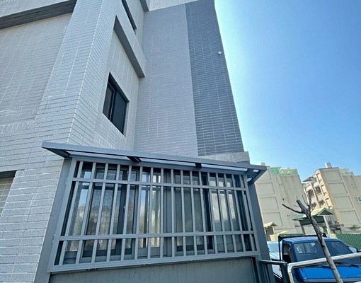 自強國中正對面屋新透天厝 - Image 11