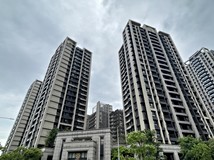 中原三街中和左岸名宅聚落中..