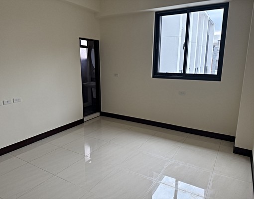 全新剛交屋,全新家具設備,僅有五間,先選先贏 - Image 7