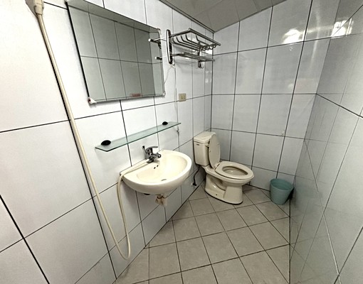 ❤泰山捷運站❤明亮大套房❤獨立洗衣機❤大陽台 - Image 7