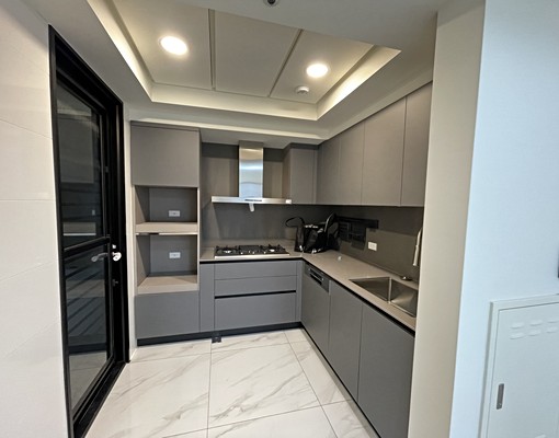 "惠宇謙和"高鐵區走路就到新屋齡稀有出租兩房兩衛 - Image 2