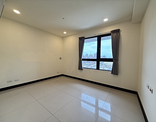 中和捷運大3房、平面車位另租、傢俱可談 - Image 8