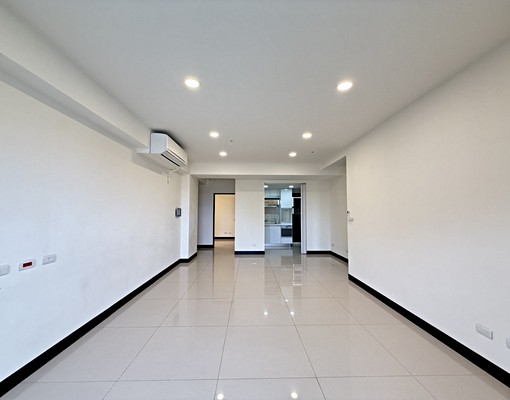 中和捷運大3房、平面車位另租、傢俱可談 - Image 1