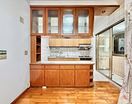 北屯松竹車站旁❤️3+1房超大空間❤️有電梯❤️平面大車位 - Image 8