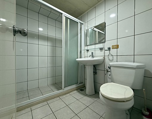 北屯松竹車站旁❤️3+1房超大空間❤️有電梯❤️平面大車位 - Image 7