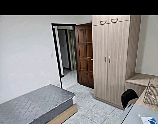 單人套房〔設備完善〕〔有大落地窗〕〔鬧中取靜〕 - Image 2