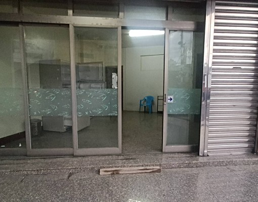 橋頭市中心車庫透天四房店住辦公佳 - Image 4