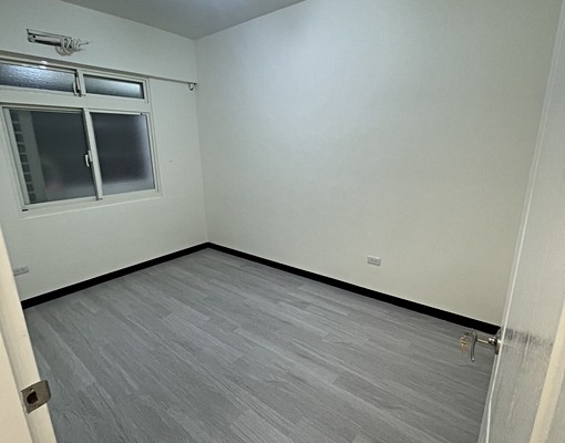★★捷運新莊站199秒~綠洲庭園★全新裝潢美三房★★ - Image 12