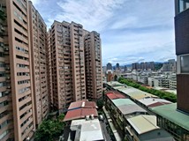 中正路17巷🍎近景安摩登稀有..