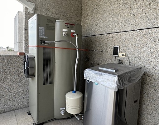 北埔火車站前電梯/陽台套房~全新裝潢 - Image 6