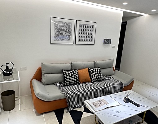 高級裝潢三房兩衛有車位含管理費 - Image 1