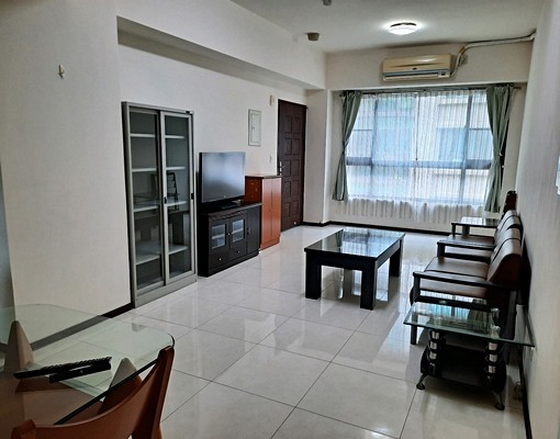 麥當勞旁(太子地球村)三房車附傢俱家電 - Image 1