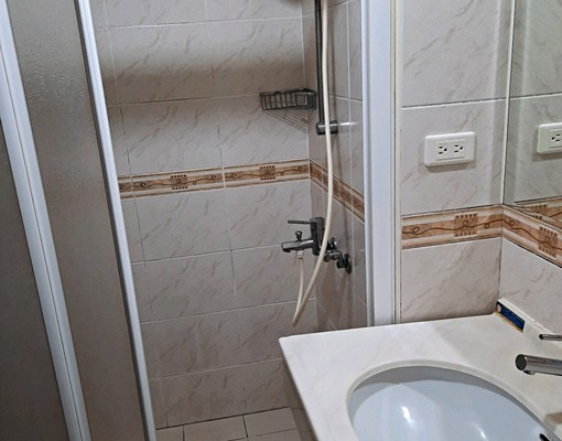 麥當勞旁(太子地球村)三房車附傢俱家電 - Image 7