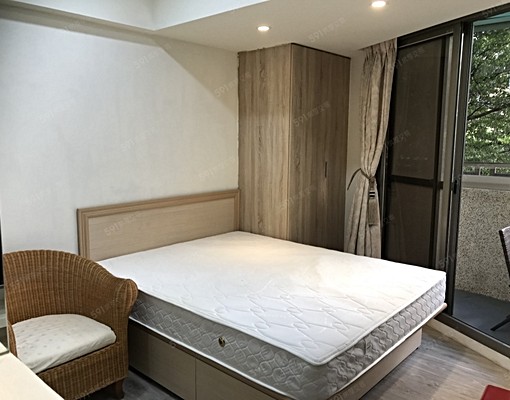 中正臨沂套房/近捷運/家電齊全/有陽台 - Image 1