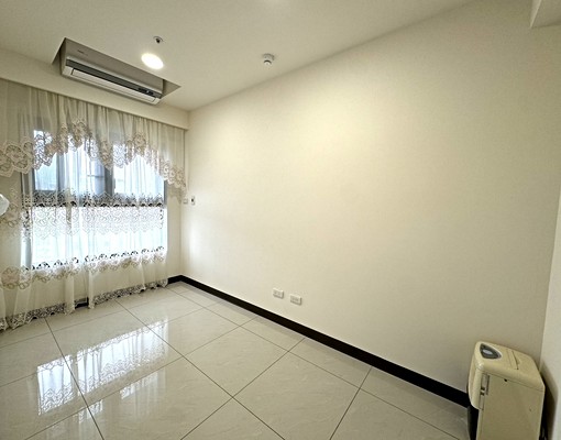 南勢角全新高樓景觀房太陽帝國-易居管理鄒s - Image 5