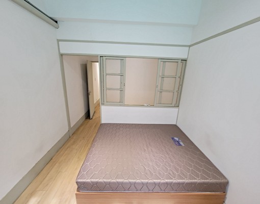景美捷運旁大4房公寓二樓 - Image 5