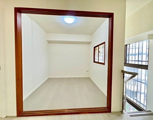 空間樂園全新整理裝潢,可租補 - Image 7