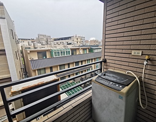 ※稀有採光景觀陽台※獨立洗衣機★觀音工業區新電梯大套房 - Image 11