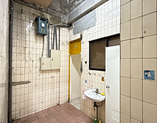 逢甲路便當街店面1樓含地下室可非明火餐飲可階段性調整租金 - Image 4