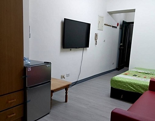 逢甲福星公園旁雙人大陽台電梯套房出租 - Image 1