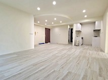 忠孝路羅東市中心機能電梯美..