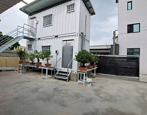 近市区夜市,獨立套房,有停車場,麻雀雖小,五臟俱全,庭院寬濶 - Image 1