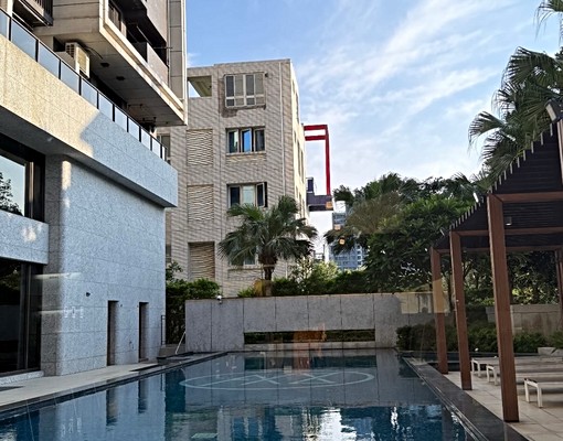 桃園高鐵旁華泰貴婦屋 - Image 1