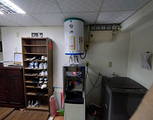 中興大學附近木質地板電梯套房 - Image 7
