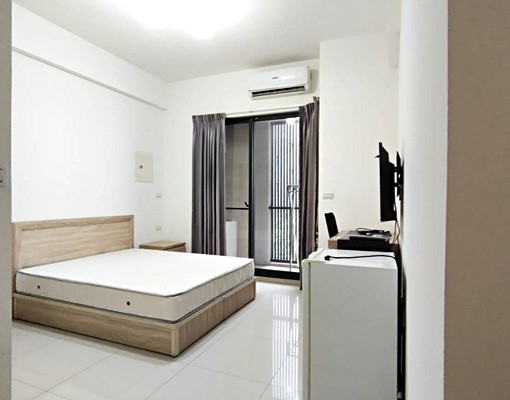 廁所開窗乾濕分離、獨立陽台洗衣機、近南科市區★可短租半年 - Image 2