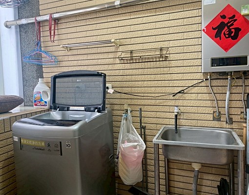 租好屋~有電梯~美三房附傢俱電+車位 - Image 7