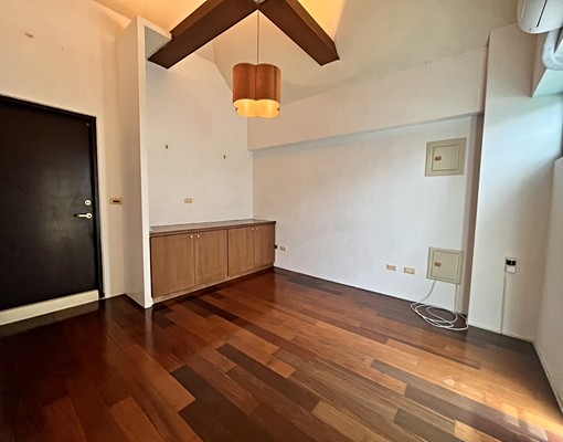 北屯區崇德九路🔥社區別墅4房2廳3衛4陽台+平車🚗可營登 - Image 12