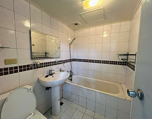 文心秀泰旁大三房加車位(室内31.44)坪 - Image 3