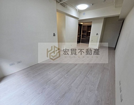 散步到高鐵全新首租寬敞大坪數兩房可報稅入戶籍附平面車位 - Image 4