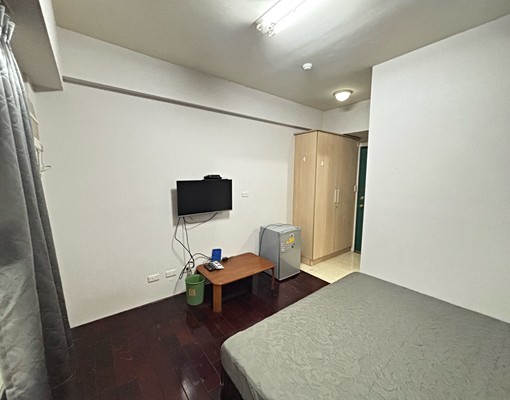 #可租補#逢大商圈溫馨套房#家具電全#短租可談 - Image 2