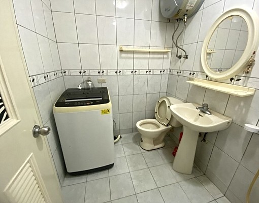 中原電梯網路新套房.傢俱齊全.專用洗衣機 - Image 8