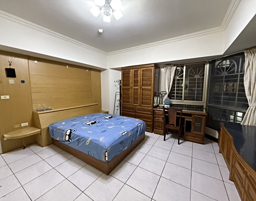 免收費拎包入住、興大商圈,四房+車位。傢俱、傢電全配、可租補 - 591租屋網 - Image 6