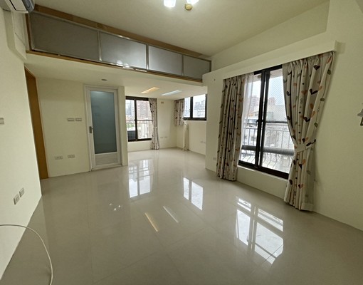 步行3分鍾即達六張犁捷運站一大房2廳2衛採光邊間 - Image 2