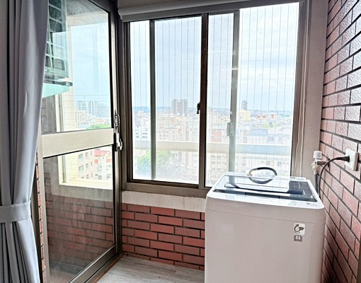 【吉屋租賃】獨洗曬全新家具電台水電★可租補可寵50'聯網TV - Image 9