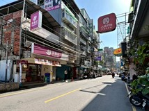 仁化街正馬路面寬金店💰江翠..
