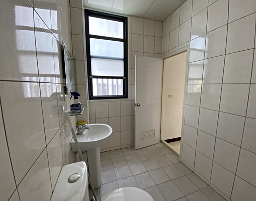 彩/黎明路一段透天套房生活機能好 - Image 6