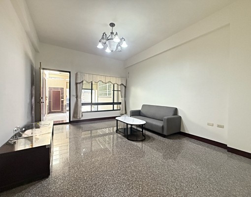 可雙租補優質近台江大道車庫透天喜歡談 - Image 4